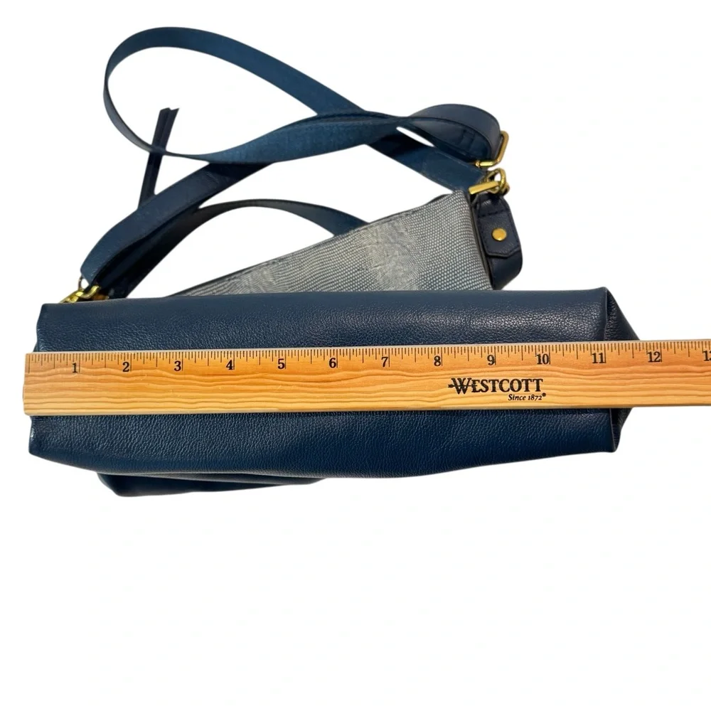 Fossil Amelia Hobo Shoulder Bag Cow Hide Leather‎ Twilight Blue Gold Hardware